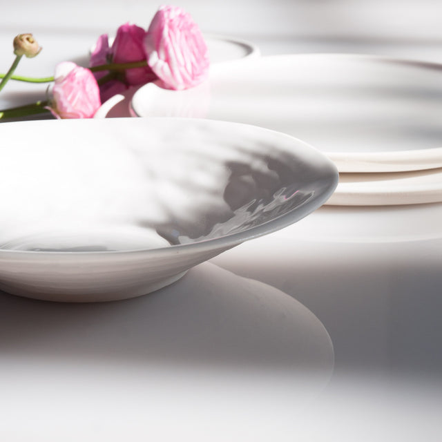 JS 158 Bright White Tableware Set Detail 3