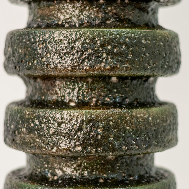 Wide Tooth Lamp in Green Lava